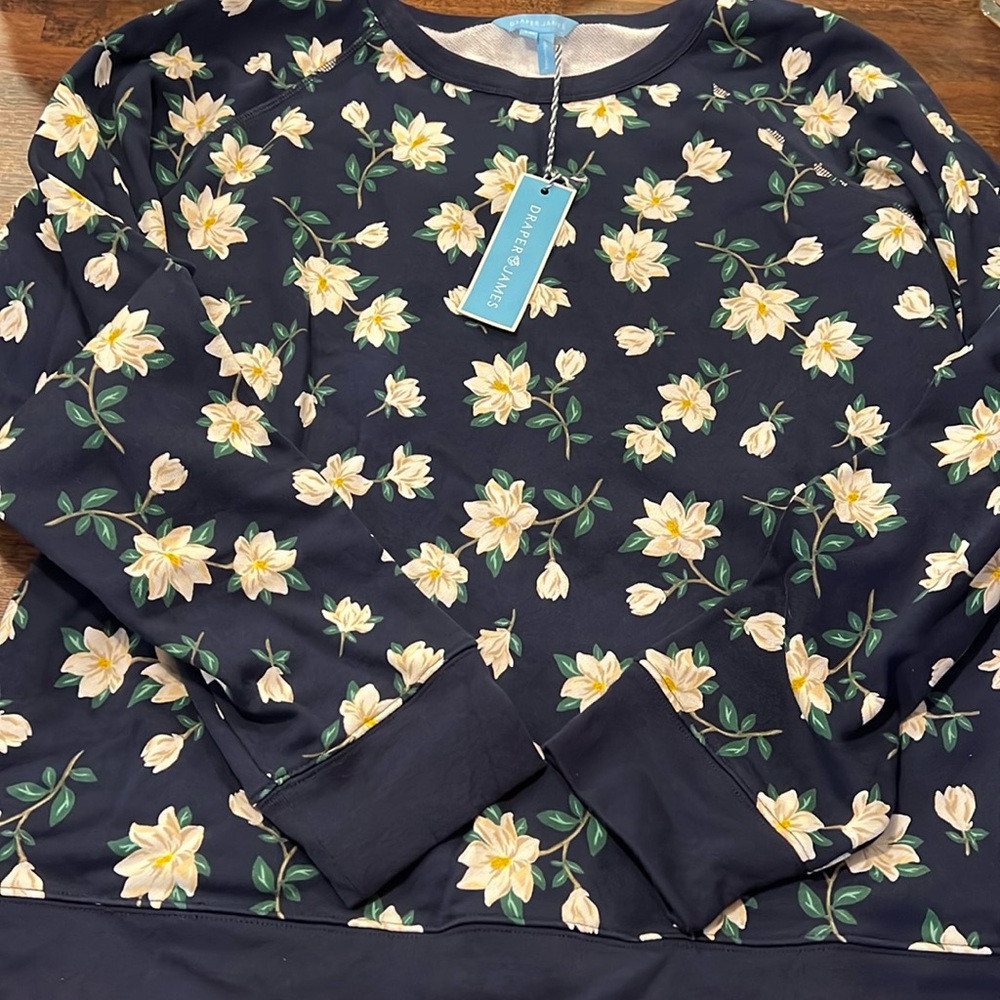 NWT Draper James Magnolia Sweatshirt